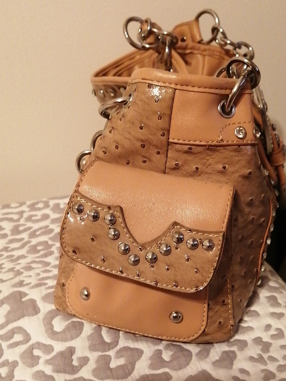 Silverake Ostrich Embossed Vegan Leather With Sparkling Crystals ShoulderBag - Picture 5 of 13
